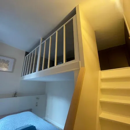 Apartment Beaubourg Le Marais Paris
